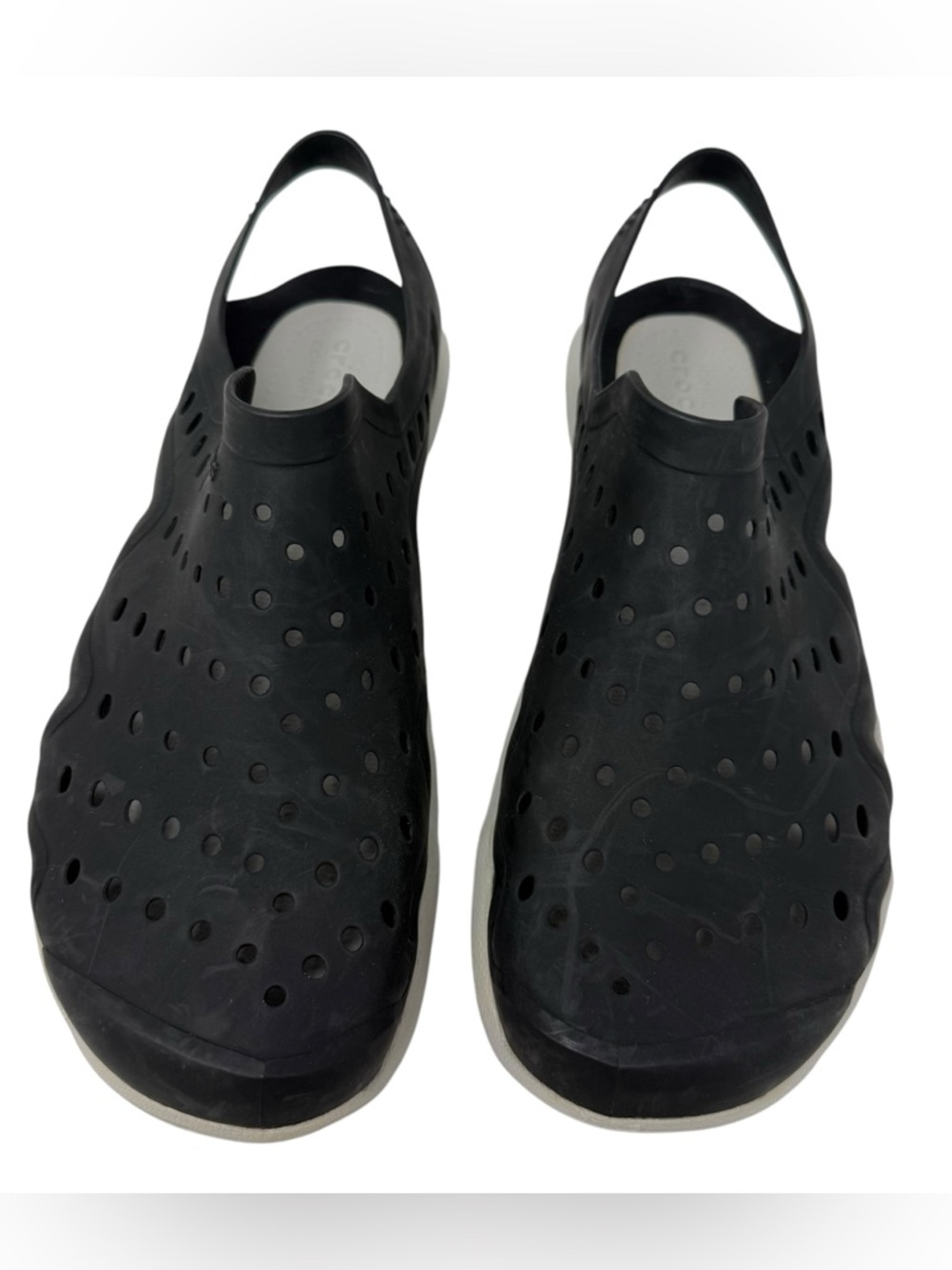 Crocs Swiftwater Wave Men’s Size 9 sandals black slip on water shoes